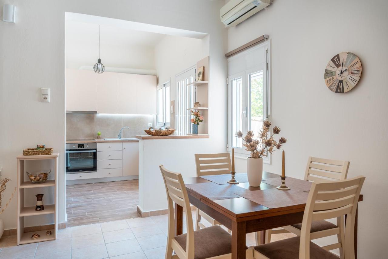 Stylish Central Renovated Apartment Iraklio Exterior foto