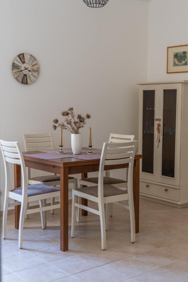 Stylish Central Renovated Apartment Iraklio Exterior foto