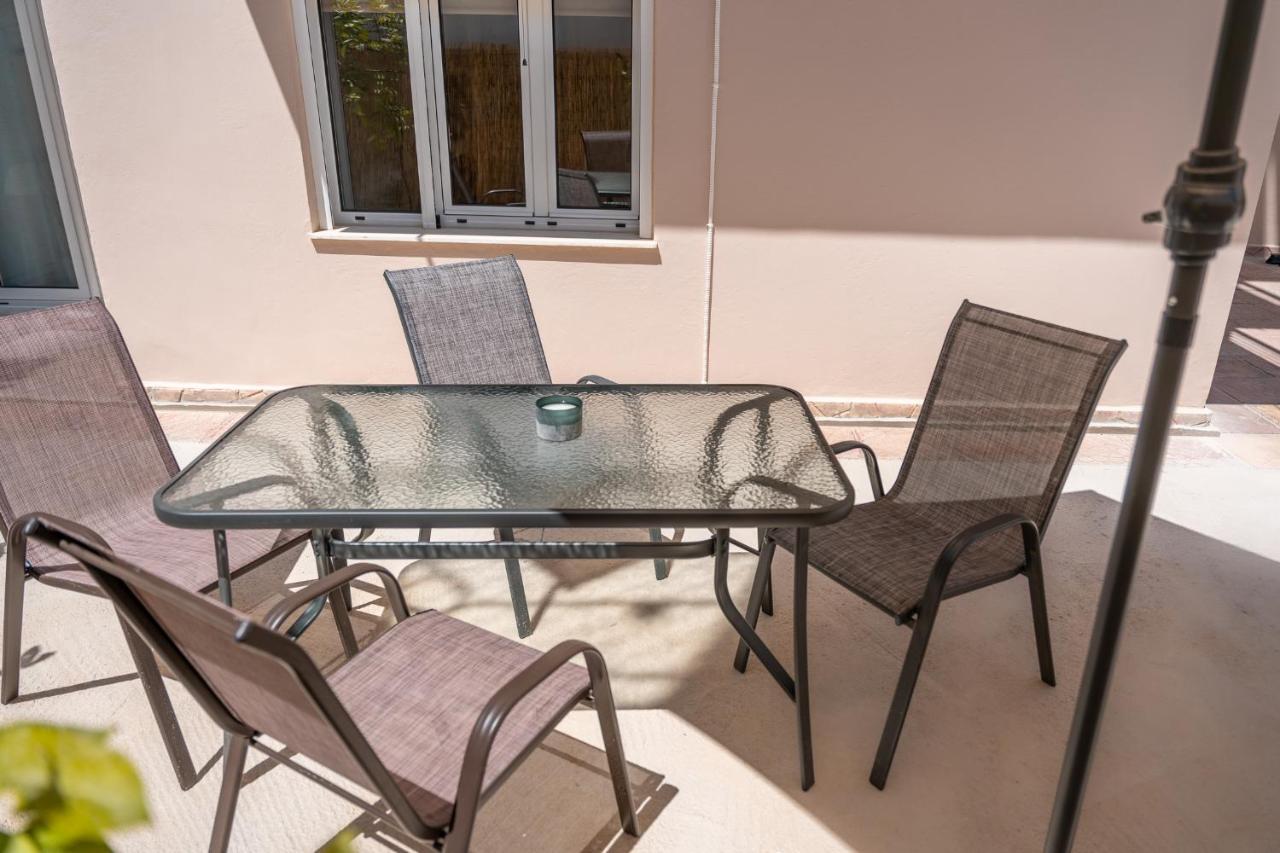 Stylish Central Renovated Apartment Iraklio Exterior foto